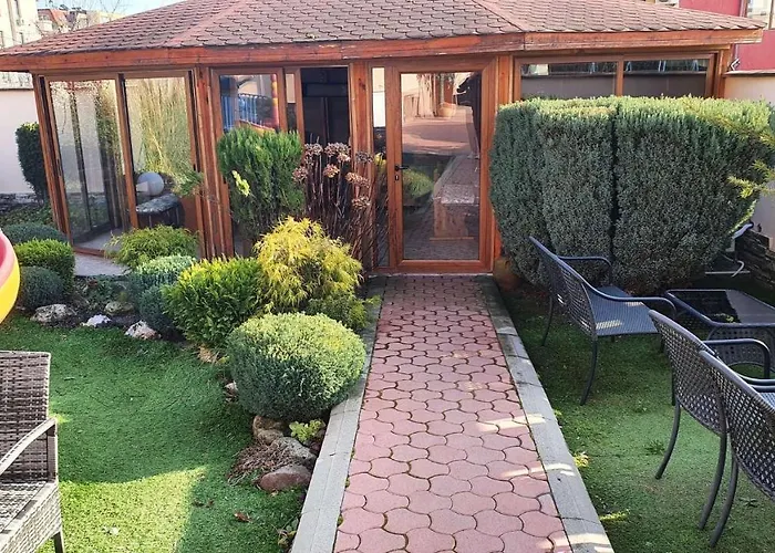 Family Kedara Хотел Бургас