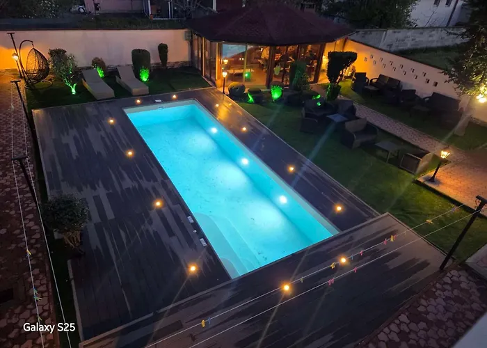 Family Kedara 2* Бургас