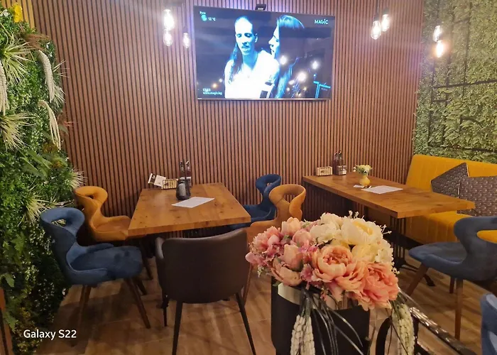 Хотел Family Kedara 2*