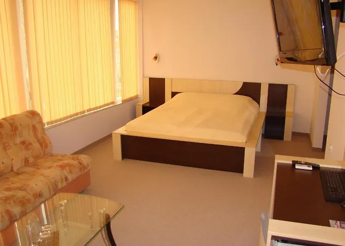 Хотел Family Kedara Бургас