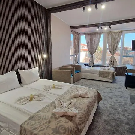 Hotel Family Kedara